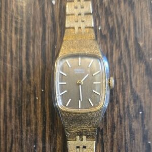 Vintage Seiko Gold Quartz Watch